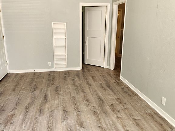 5th image of 1201 N Broadway #1