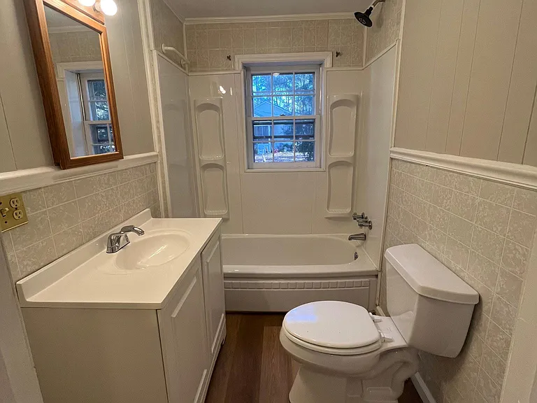 221 Howard Rd — Photo 14