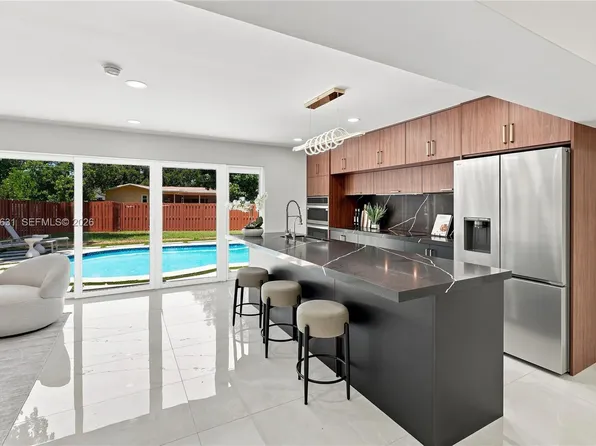 4801 Tyler St, Hollywood, FL 33021