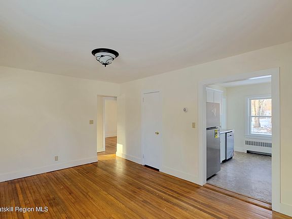 5th image of 17 Spencer Boulevard