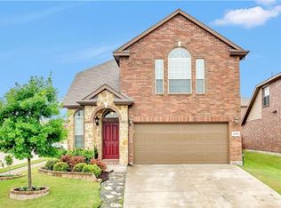 2848 Bretton Wood Dr, Fort Worth, TX 76244