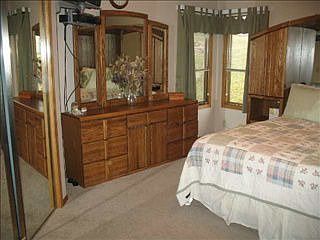 5th image of 425 Michael Dr