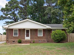 224 Fairway Dr, Greenville, NC 27858