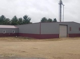 2495 E Rock Rd, Clare, MI 48617