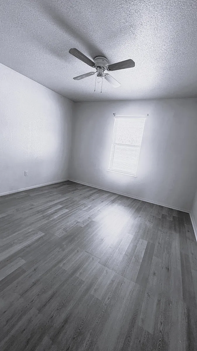 Building Photo - 1102 Circle M Dr #C