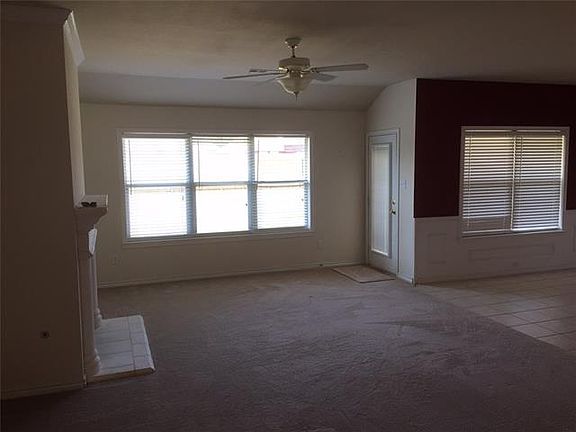2nd image of 2616 Clubhouse Dr