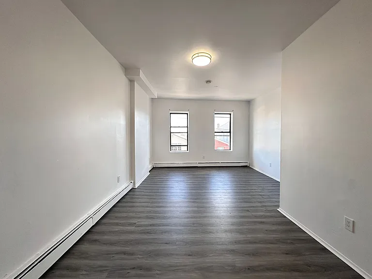 337 Randolph Ave #5E — Photo 4