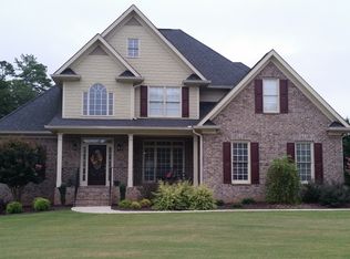 1030 Dials Plantation Dr, Statham, GA 30666