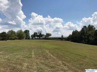 Swords Rd, Albertville, AL 35951