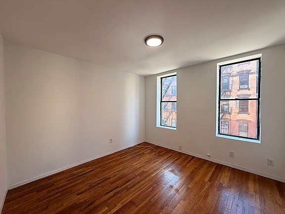 4th image of 136 Orchard St #8A