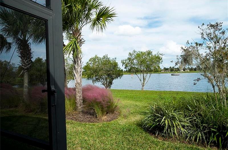 1st image of 2346 Palm Tree Dr