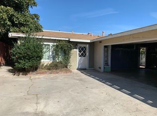 711 Owen Dr APT A, Huntington Beach, CA 92648