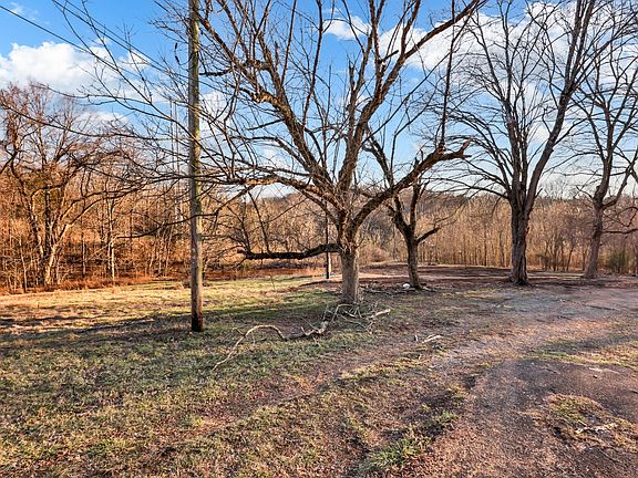 4th image of 1986 Highway 76