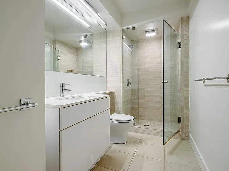 1840 Washington St #202 — Photo 24