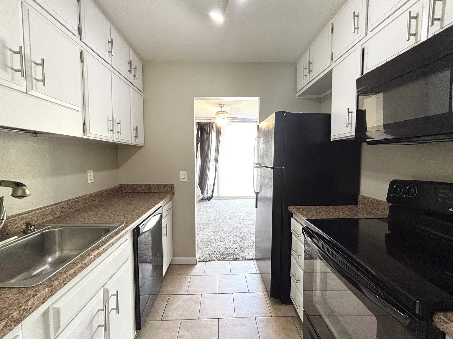 710 East 200 South 4H, Salt Lake City, UT 8410... - 2E — Photo 2