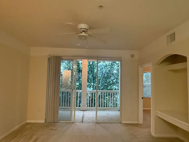2801 Chancellorsville Dr #1326 — Photo 31