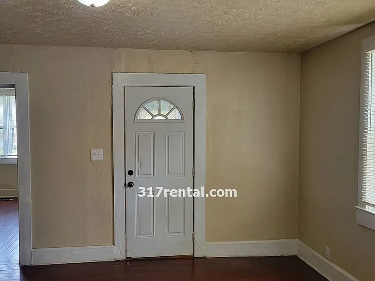 1206 N Concord St — Photo 5