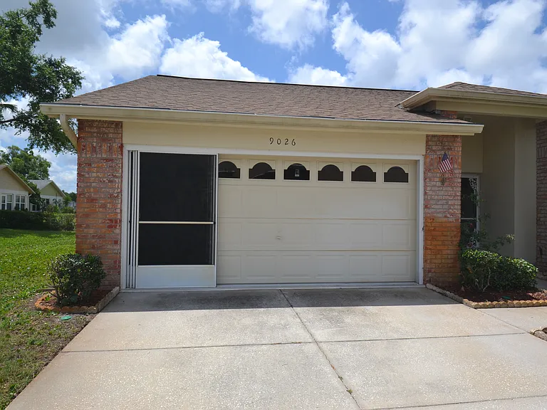 9026 Severn Ln — Photo 3