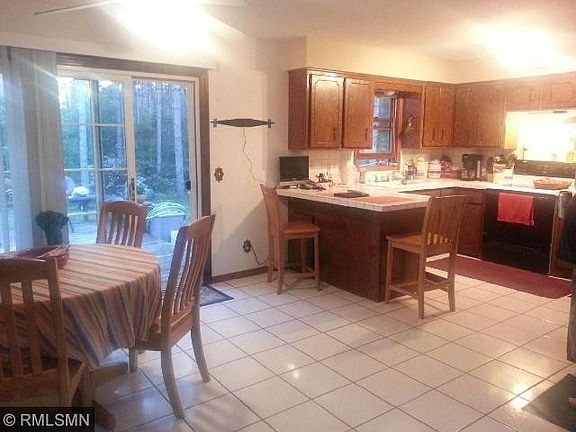 3rd image of 546 Beaver Dam Dr NE