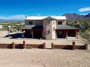 17352 N Longhorn Dr, Dolan Springs, AZ 86441