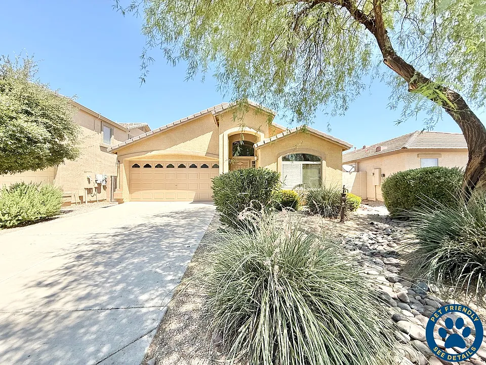 1238 W Corriente Dr