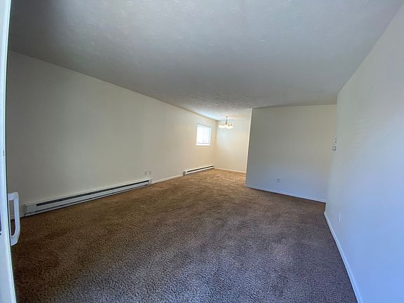 4th image of 2909-2911 E 33rd Ave