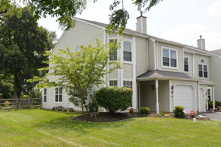 1st image of 51 Parkview Way