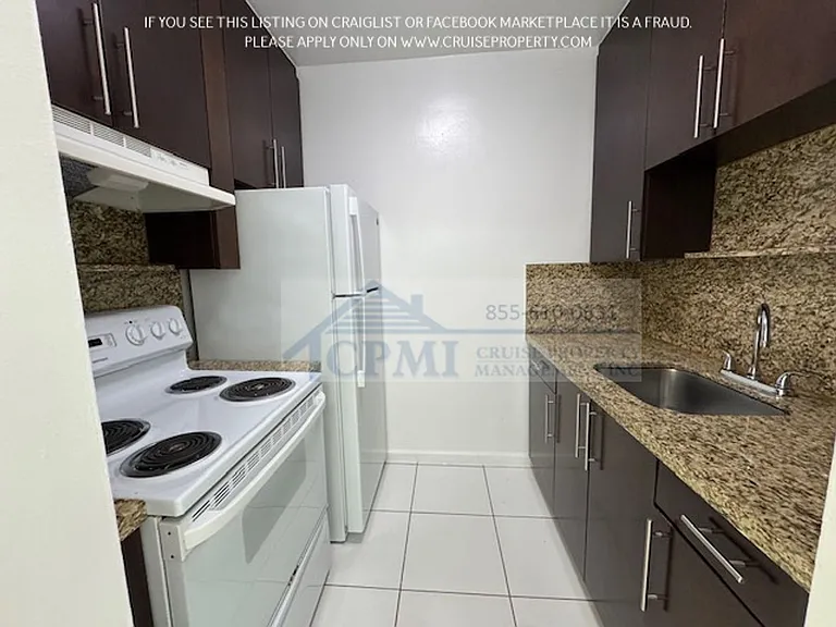 301 S Crescent Dr Hollywood, FL 33021 — Photo 12