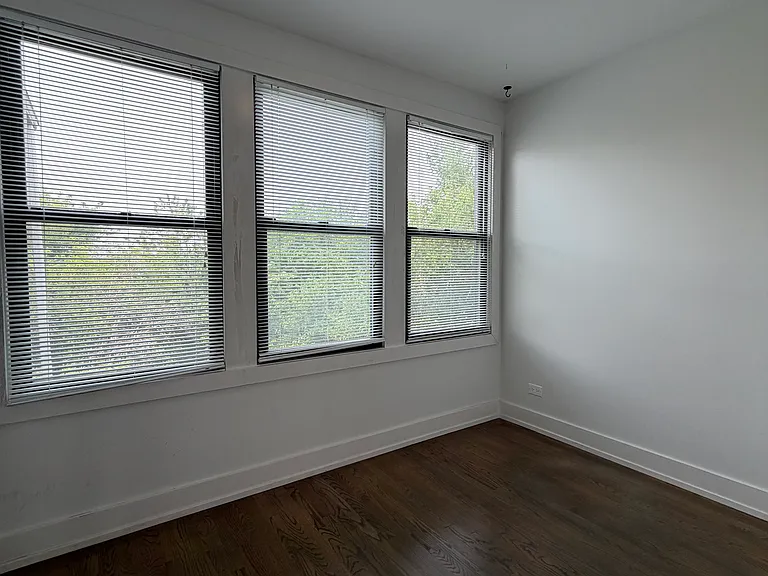 2020 N Spaulding Ave #3 — Photo 19