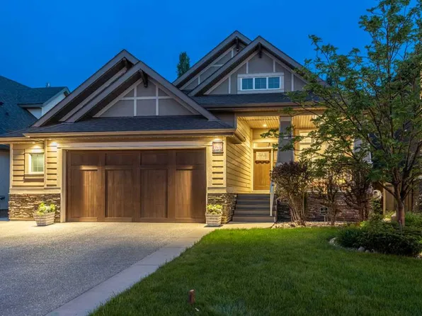 120 NE Elgin Estates Vw SE, Calgary, AB T2Z 0N7