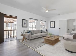 1524 N Sycamore St #D, Santa Ana, CA 92701