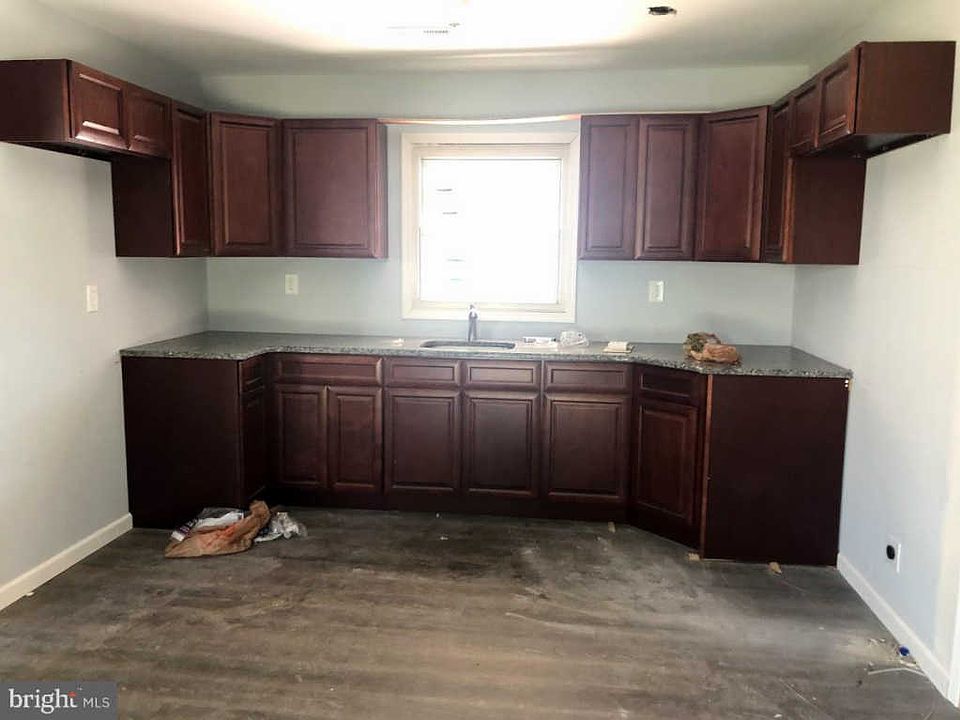 2nd image of 41 Parish Ln