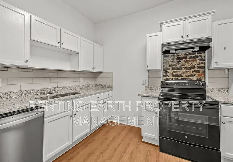 609 34th St S — Photo 15