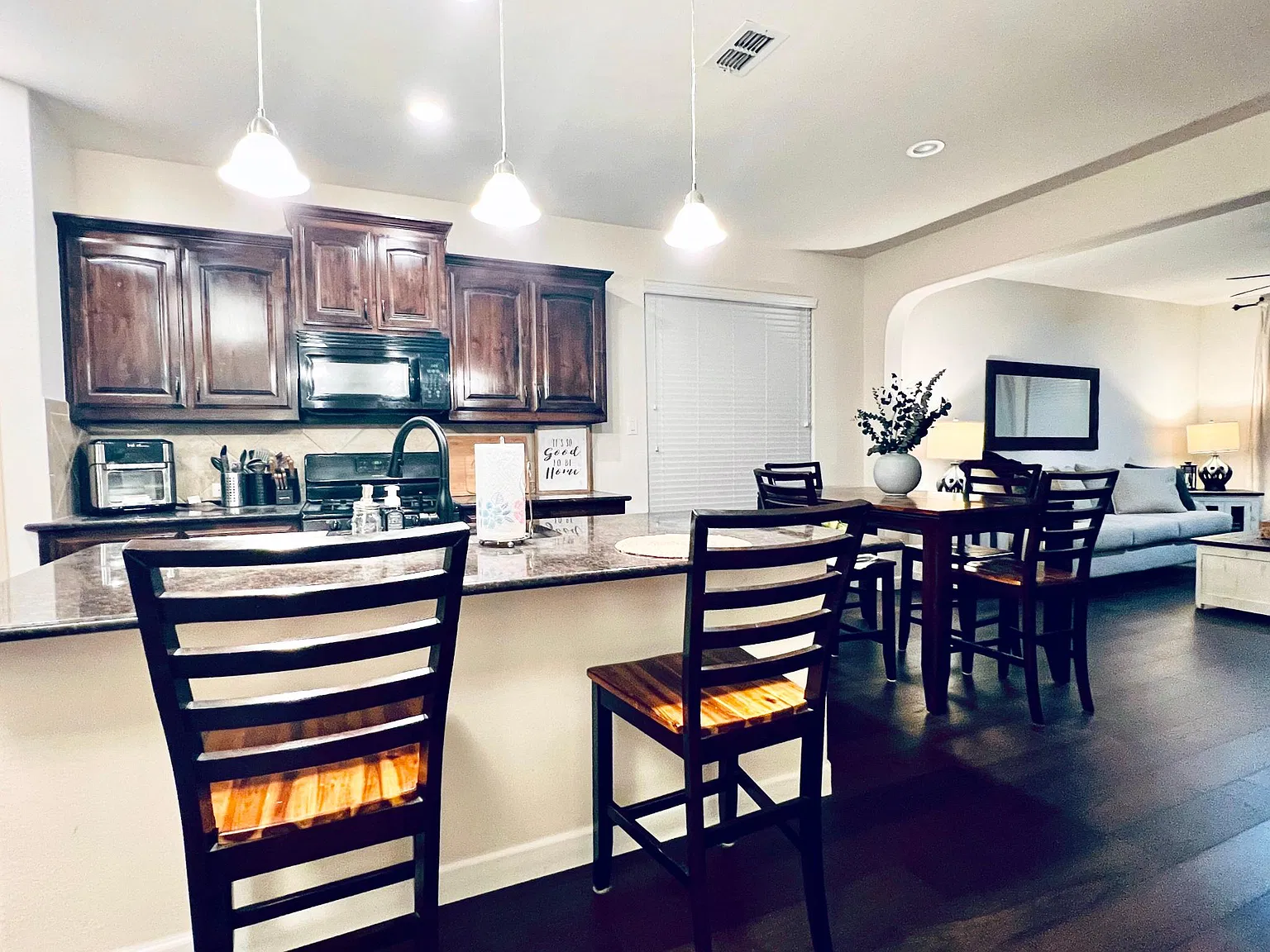 1801 Velarde Rd — Photo 2