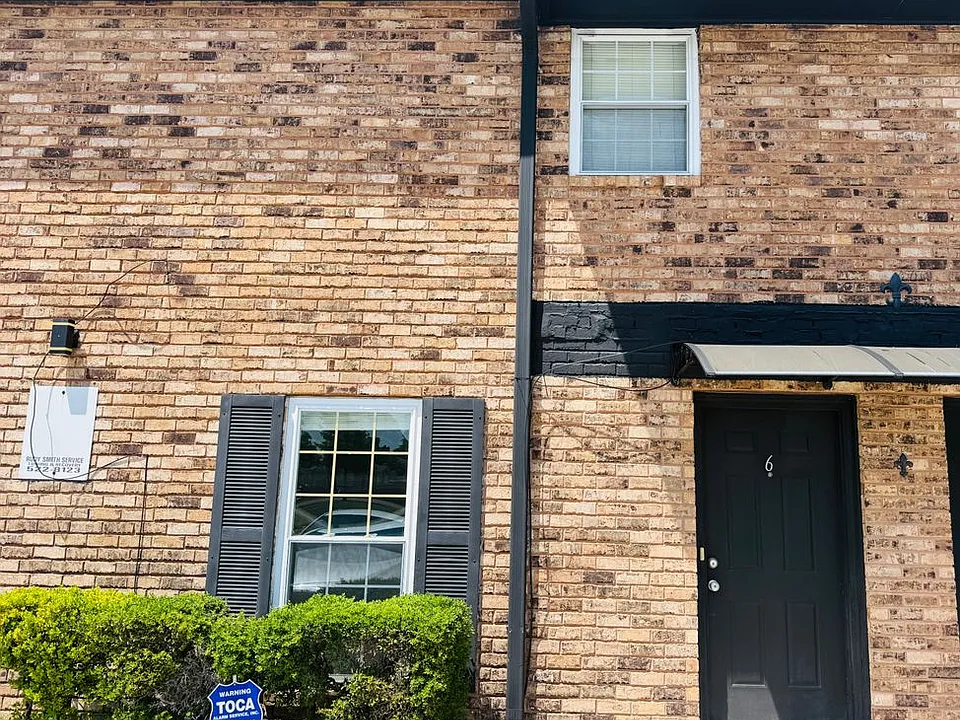 4101 Delaware Ave #6