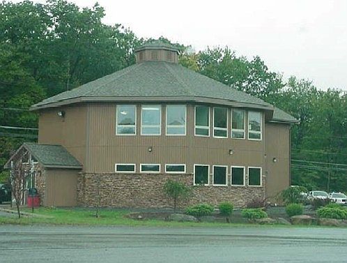 2nd image of F121 Country Place Dr
