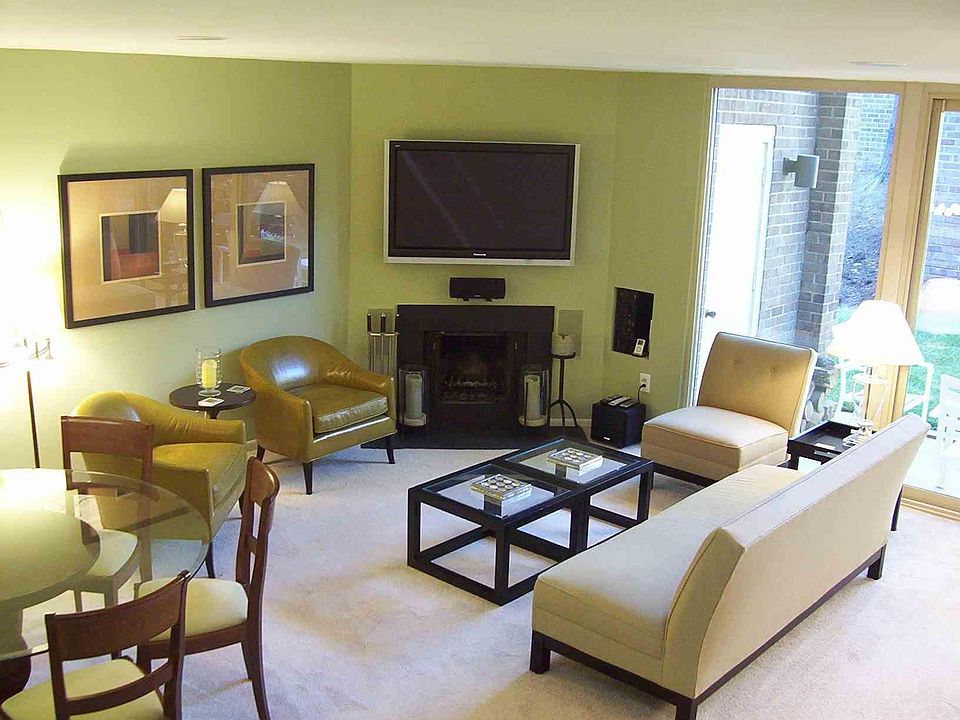 1st image of 1621 S Hayes St #1