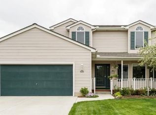 626 Berkshire Dr, Saline, MI 48176