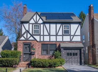 17 Newell Dr, Bloomfield, NJ