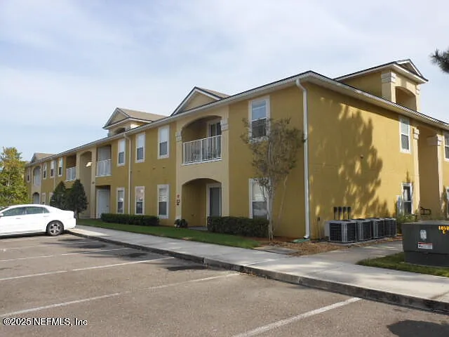 6860 Skaff Ave #210