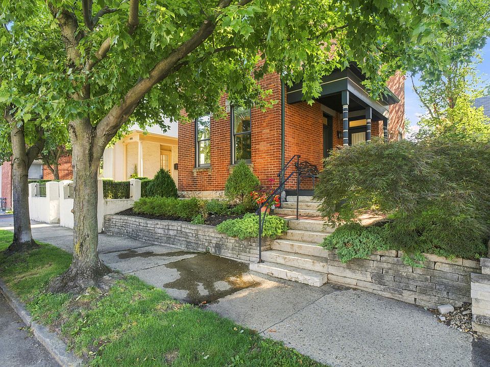 1st image of 684 Kerr St