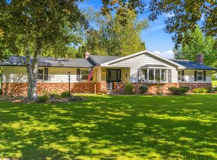 206 Lakeside Dr, Clintonville, WI 54929