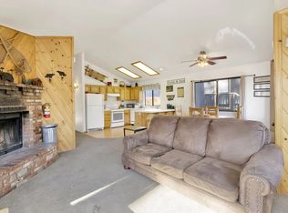 40260 Mahanoy Ln, Big Bear Lake, CA 92315