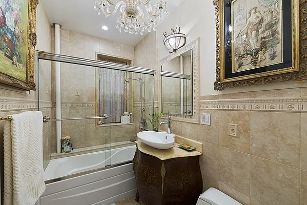 Sold by Nest Seekers International | media 18