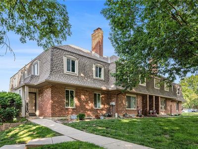 8340 NW Overland Dr, Kansas City, MO, 64151