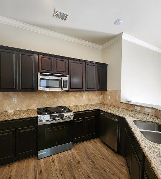 18145 River Birch Dr — Photo 5