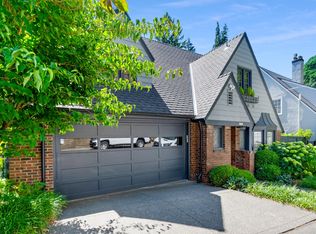 2841 SW Champlain Dr, Portland, OR 97205