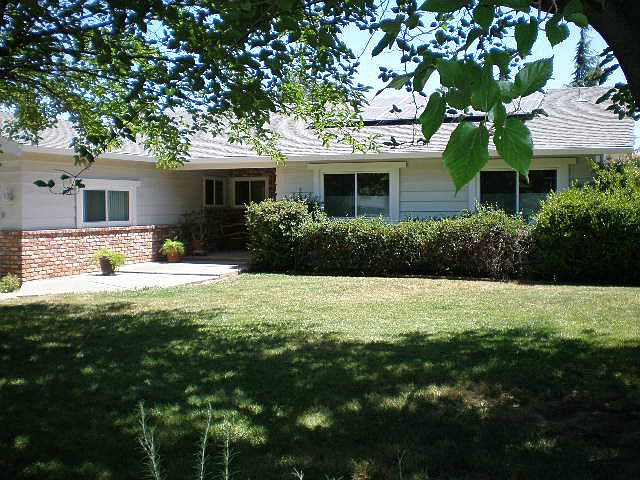1st image of 860 Encino Dr