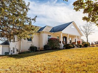 2004 Cochran Rd, Maryville, TN 37803