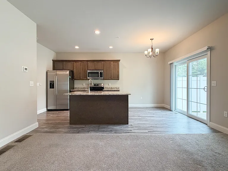 207 Sage Blvd — Photo 7